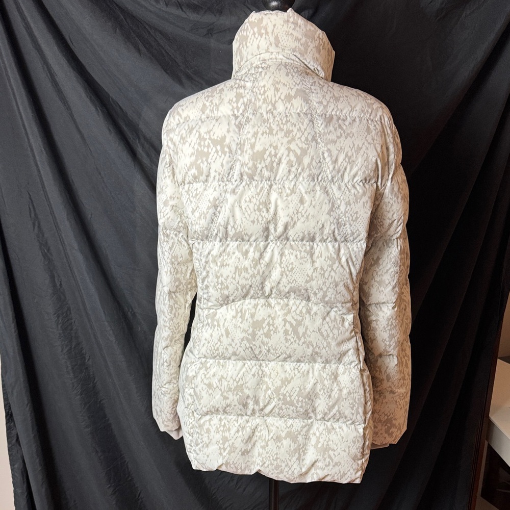 Athleta White Patterned Puffer Jacket - image 3